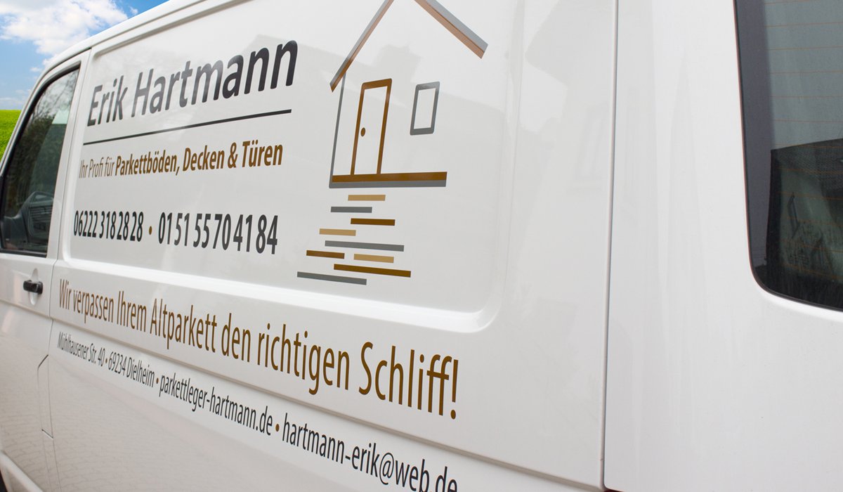 Autobeschriftung für Parkett Hartmann im Detail