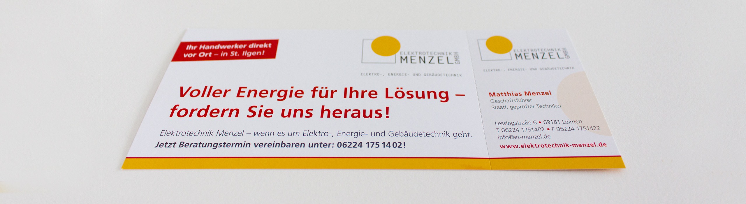 Flyer für Elektrotechnik Menzel mit Perforation zum abtrennen der Visitenkarte
