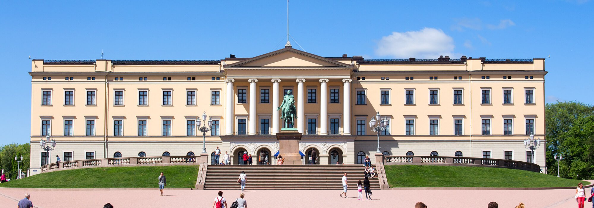 Workation in Norwegen, Oslo Innenstadt mit dem Osloer Schloss und Schlossplatz