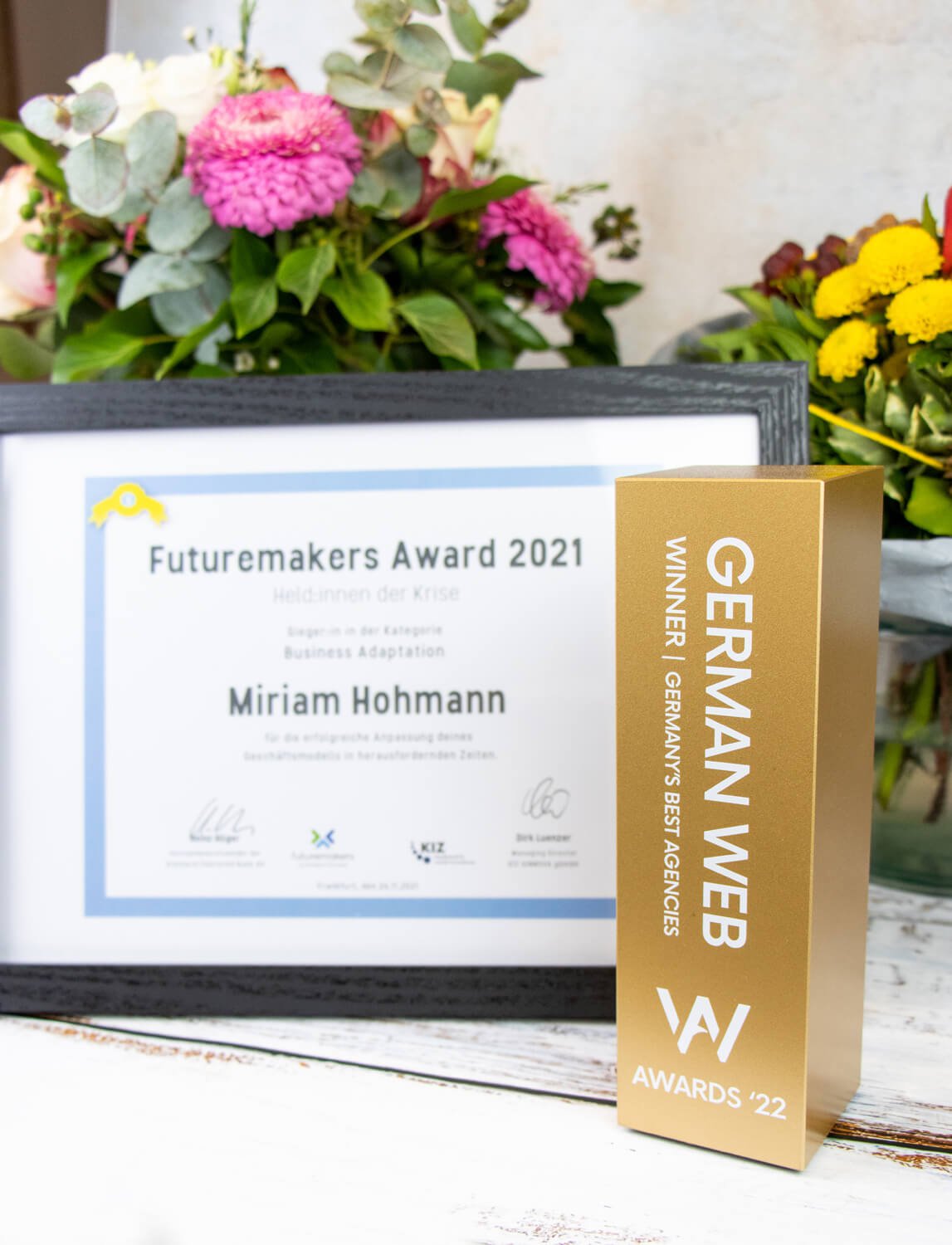 FarbFaible Awards im November: German Web Awards und Futuremakers Award